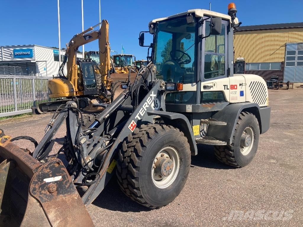 Terex TL 80 Gumikerekes homlokrakodók