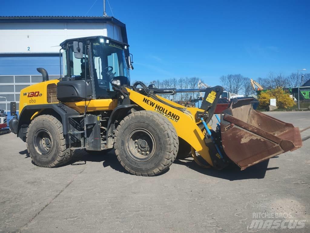 New Holland W130D LR Gumikerekes homlokrakodók