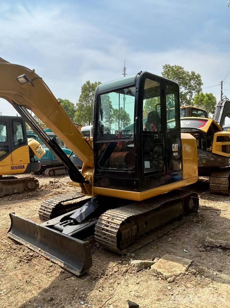 CAT 305.5 Mini kotrók < 7t
