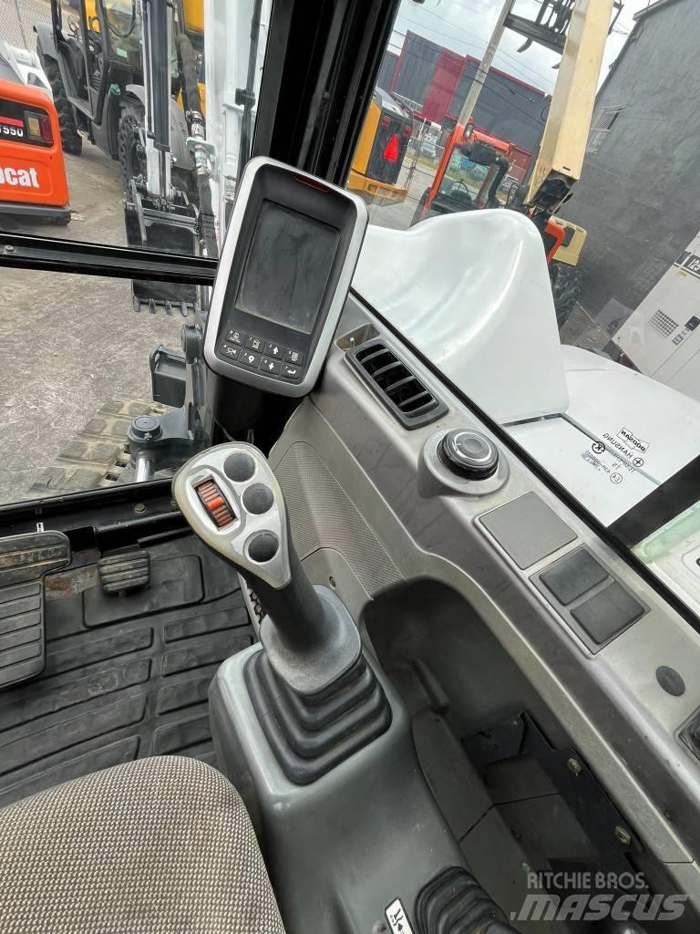 Bobcat E 85 Lánctalpas kotrók