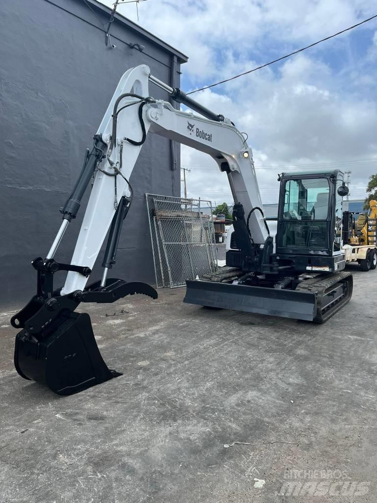 Bobcat E 85 Lánctalpas kotrók