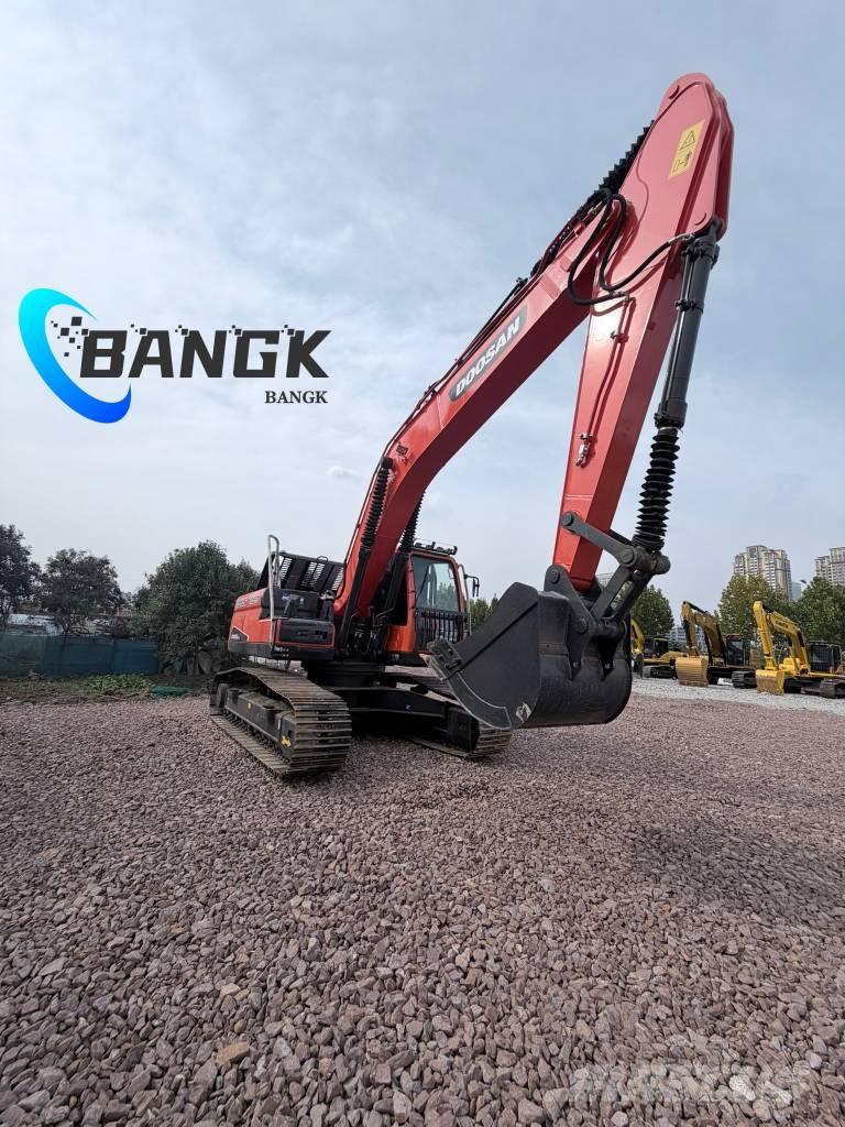 Doosan DX 225 LC Lánctalpas kotrók