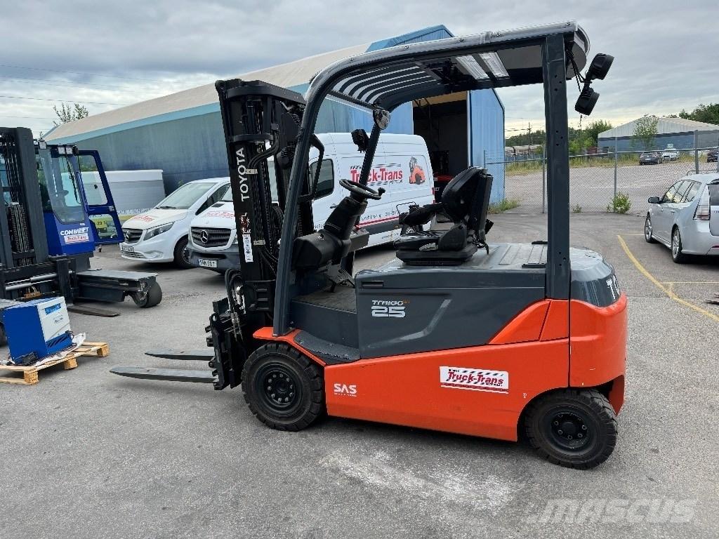 Toyota 8FBMT25 Elektromos targoncák