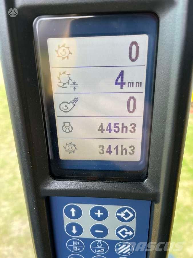 New Holland TC 5.70 Kombájnok