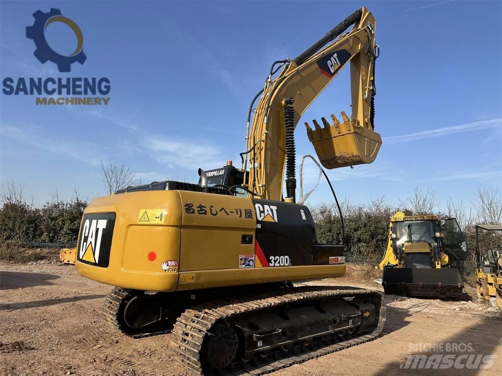 CAT 320 D Lánctalpas kotrók