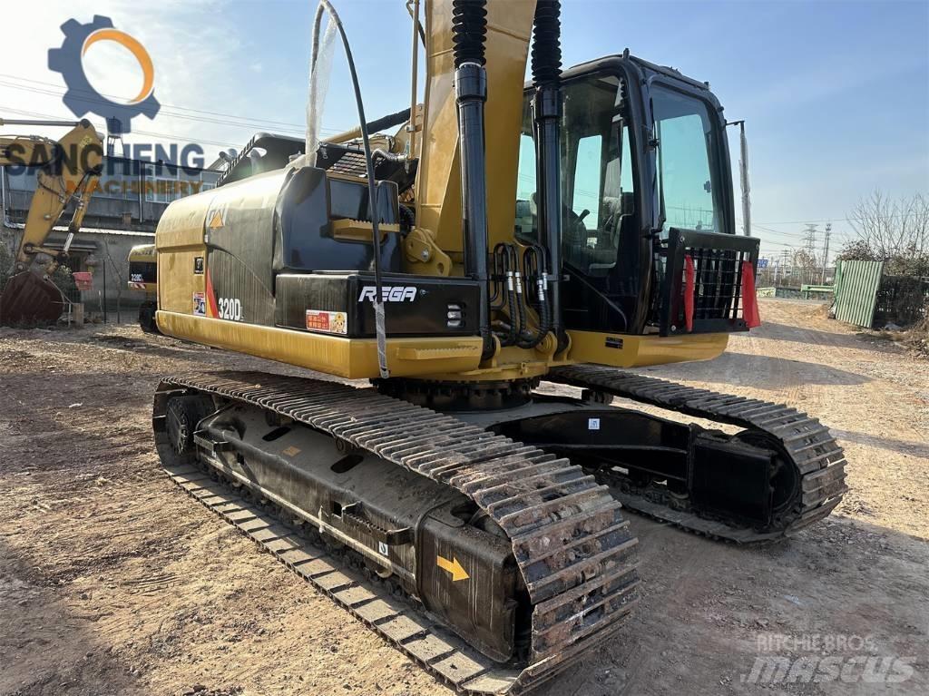 CAT 320 D Lánctalpas kotrók