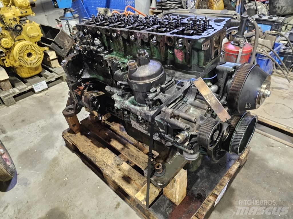 Volvo D8J Motorok