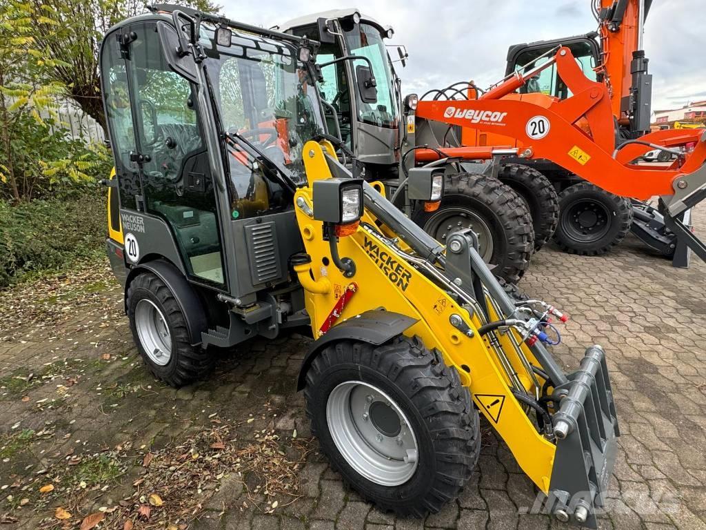 Wacker Neuson WL 25 Gumikerekes homlokrakodók