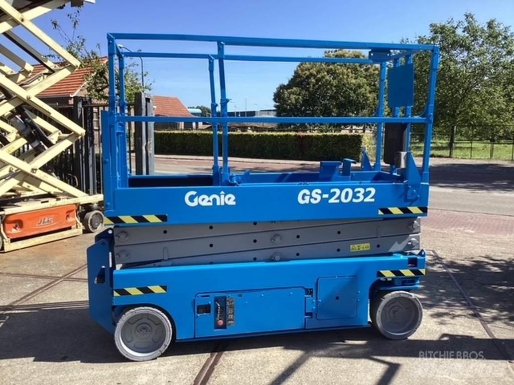 Genie GS2032 Ollós emelők