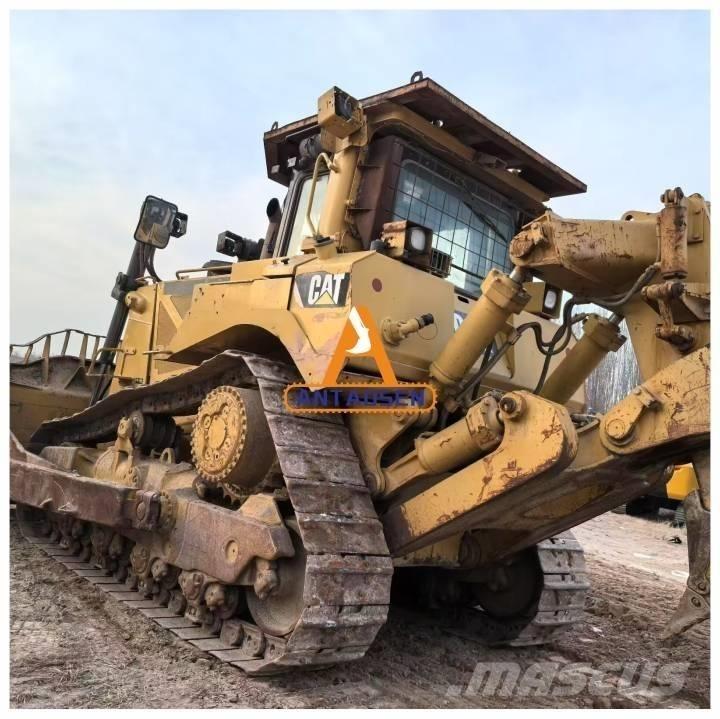 CAT D 8 T lánctalpas dózerek