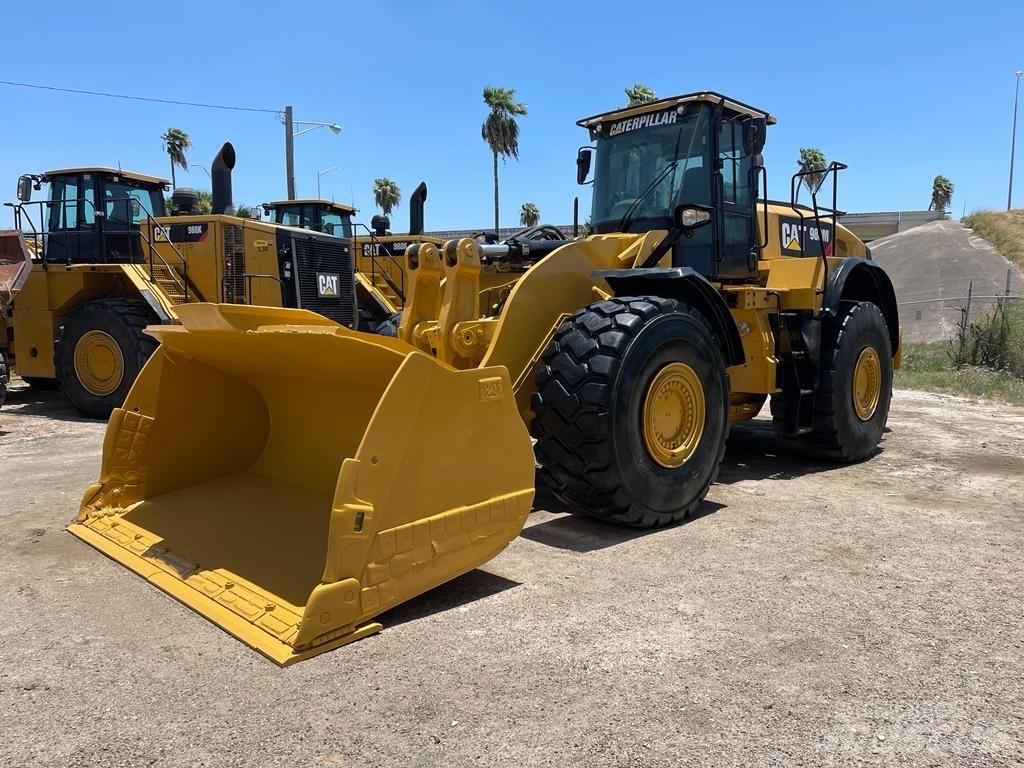 CAT 980M Gumikerekes homlokrakodók