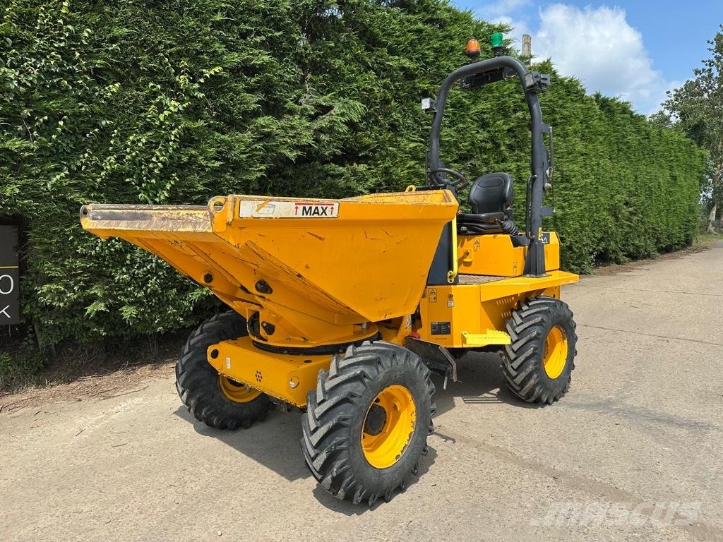 JCB 3STH SWIVEL Mezei dömperek