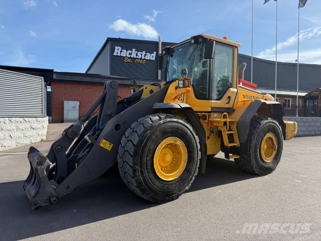 Volvo L 120 F Gumikerekes homlokrakodók