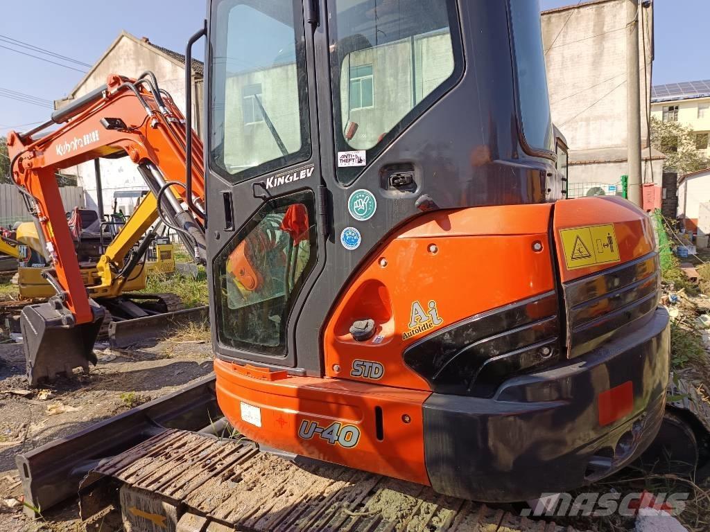 Kubota U 40 Mini kotrók < 7t