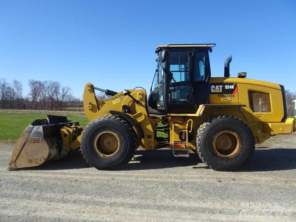 CAT 924K Gumikerekes homlokrakodók