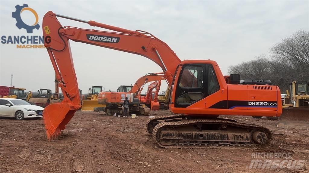 Doosan DH 220 Lánctalpas kotrók
