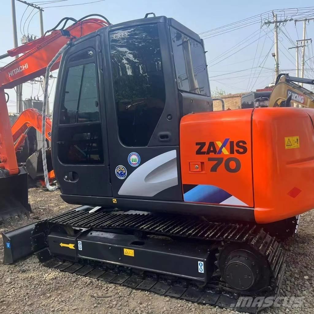 Hitachi ZX 70 Lánctalpas kotrók