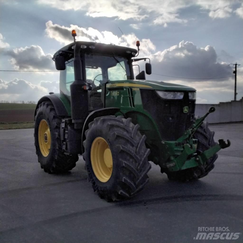 John Deere 7250 R Traktorok
