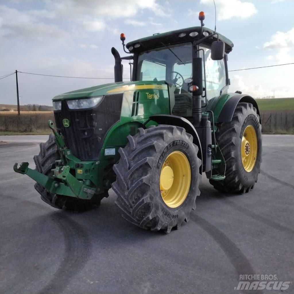 John Deere 7250 R Traktorok