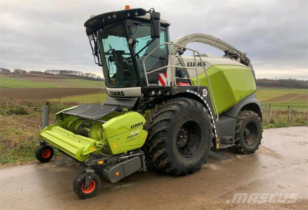 CLAAS Jaguar 970 Önjáró szecskázók