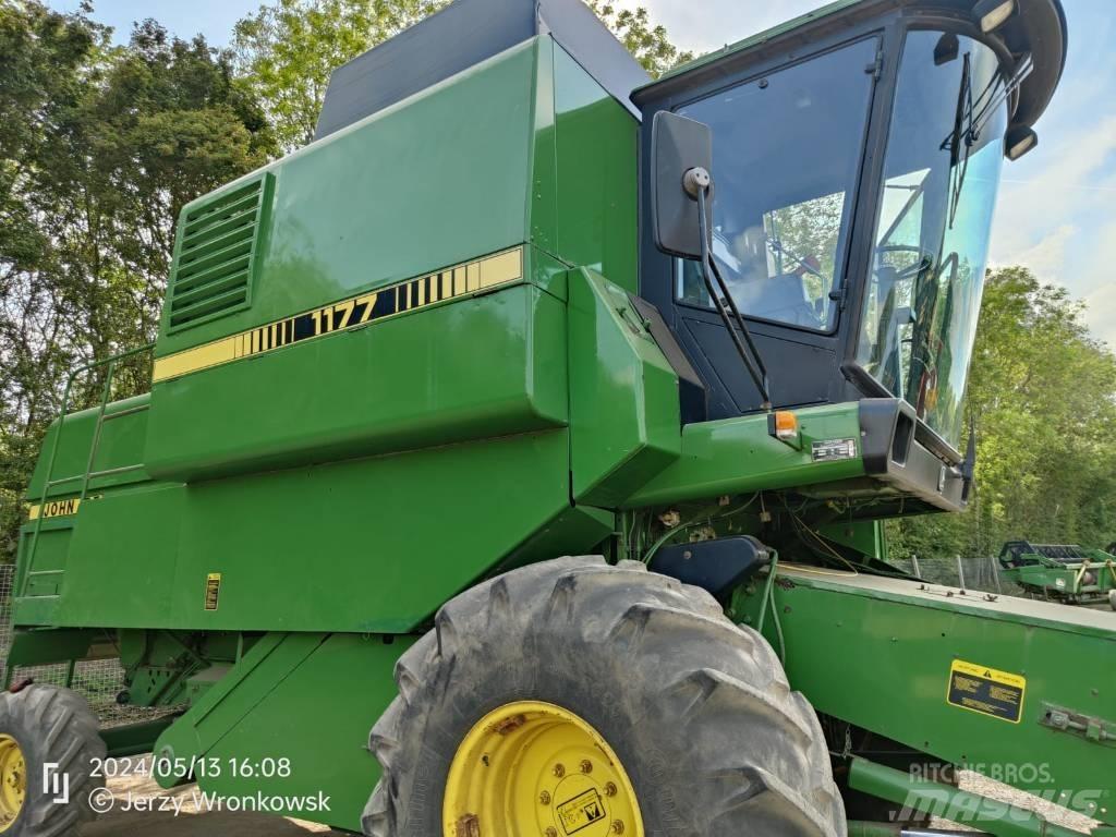 John Deere 1177 Kombájnok