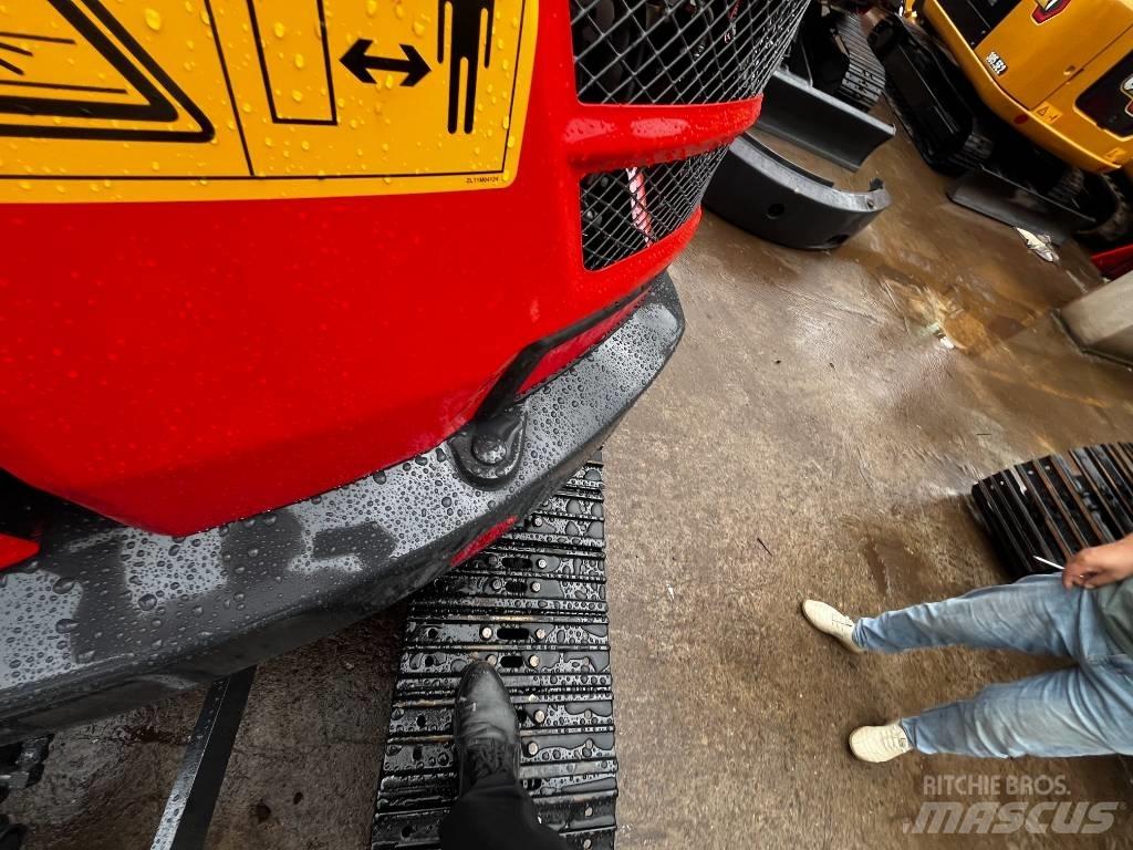 Kubota KX 057-4 Mini kotrók < 7t