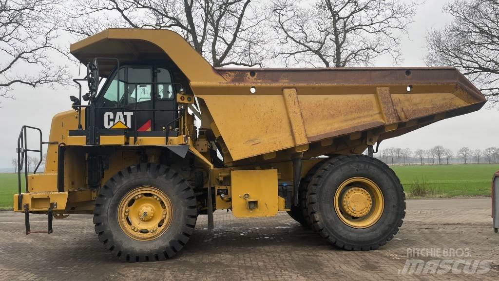 CAT 770 Csuklósdömperek