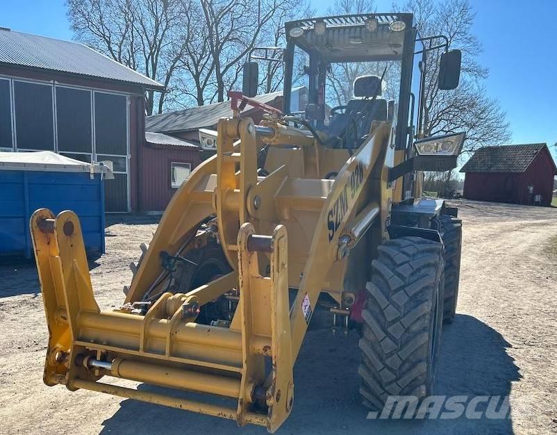  SZM 928 Gumikerekes homlokrakodók