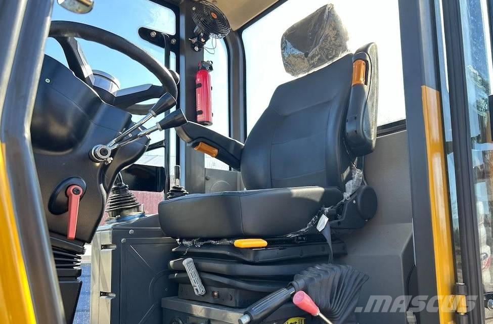  SZM 928 Gumikerekes homlokrakodók