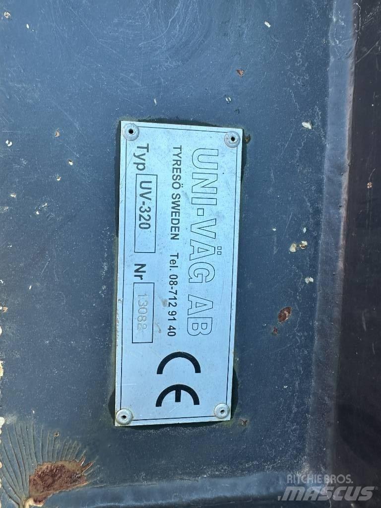 Uni-väg UV-320 Egyéb mezőgazdasági gépek