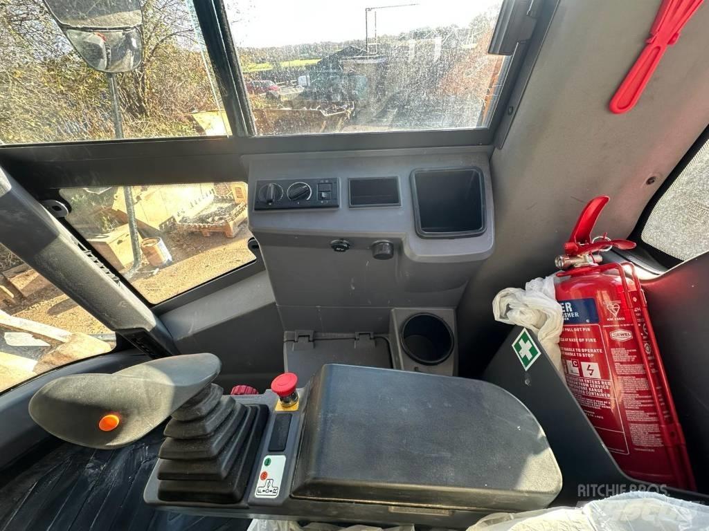 Hamm HC 130i Egydobos hengerek