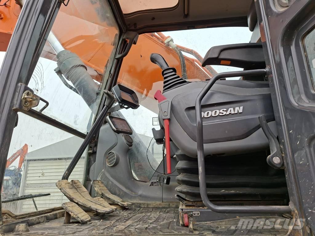 Doosan DX380LC-7 Lánctalpas kotrók
