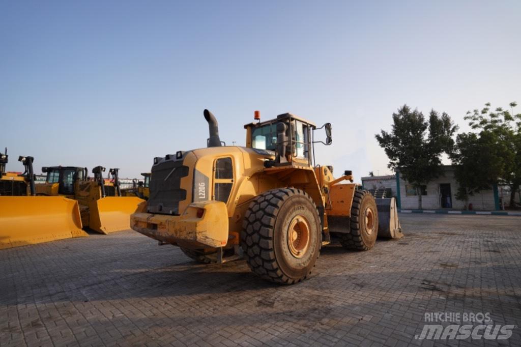 Volvo L 220 G Gumikerekes homlokrakodók