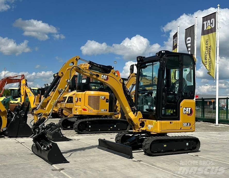 CAT 301.8 Mini kotrók < 7t