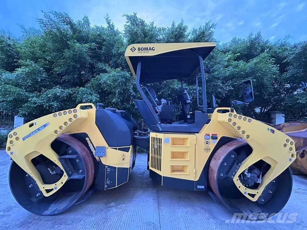 Bomag BW 203 SL-4 Ikerdobos hengerek