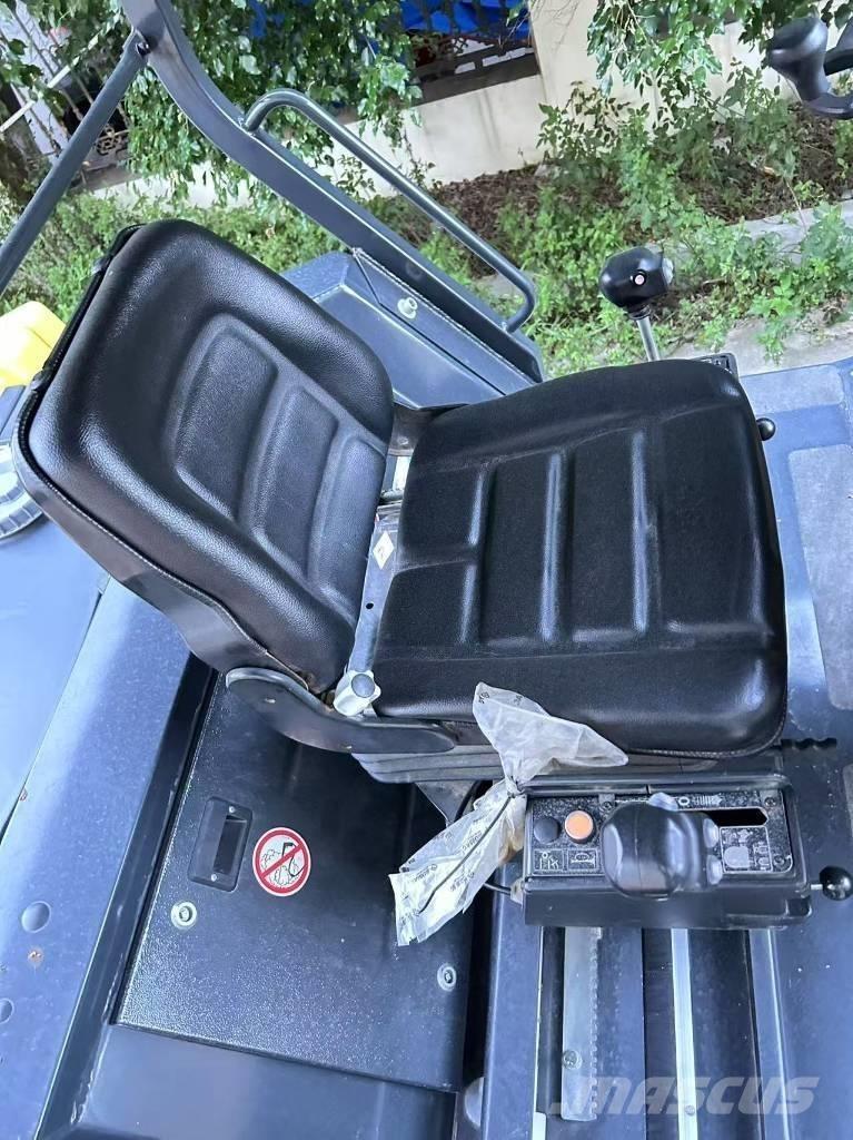 Bomag BW 203 SL-4 Ikerdobos hengerek