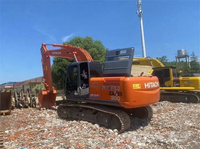 Hitachi ZX200-3G Lánctalpas kotrók