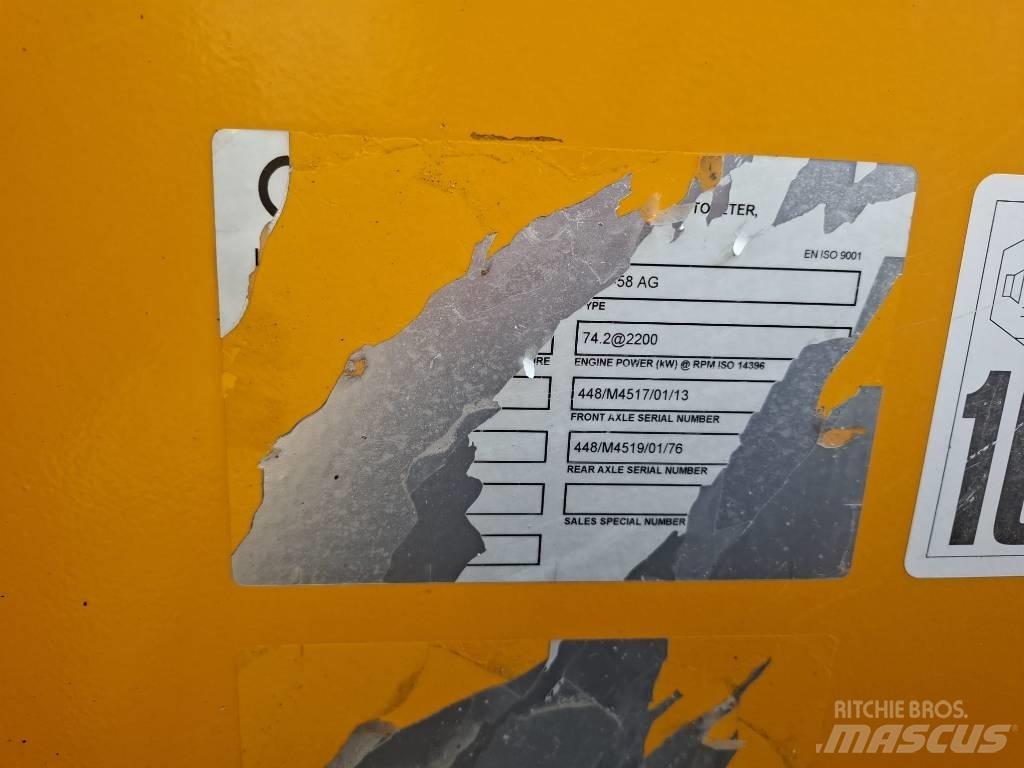 JCB 527-58 Teleszkópos rakodók