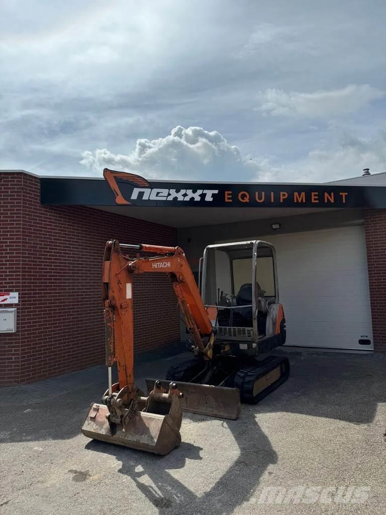 Hitachi ZX 25 Mini kotrók < 7t