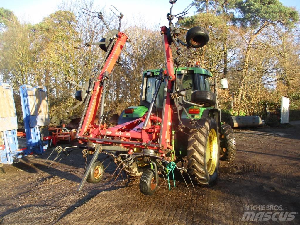 Kverneland Fanex 683 Rendkészítő