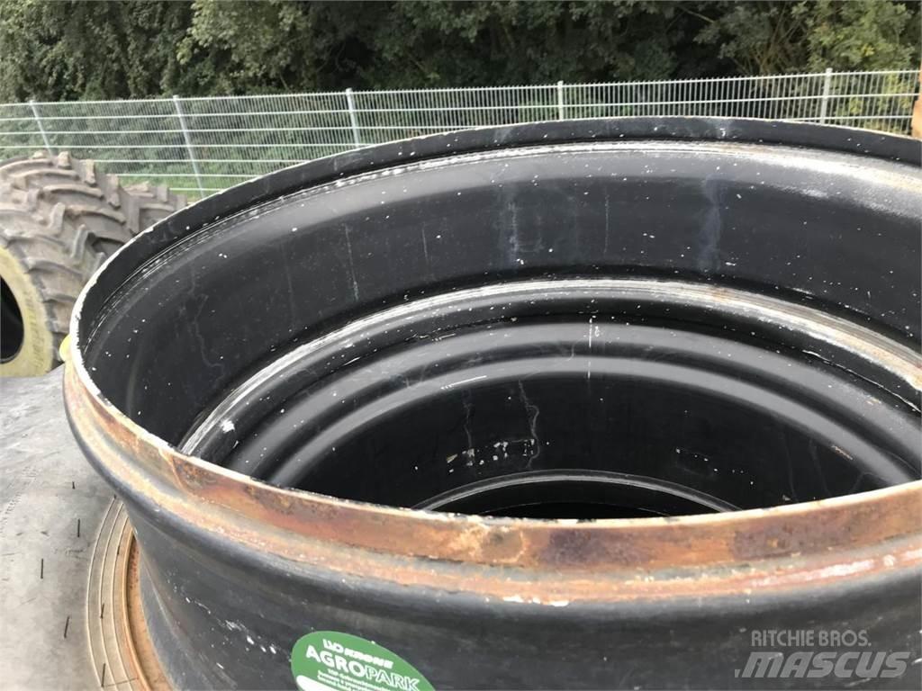Petlas 600/65R34 Gumiabroncsok, kerekek és felnik