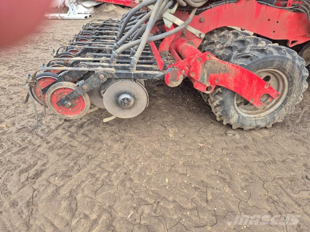 Horsch Pronto 6 DC Vetőgépek