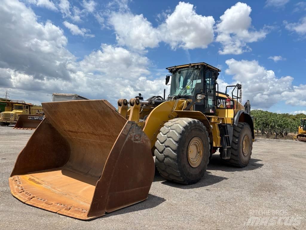 CAT 980 M Gumikerekes homlokrakodók