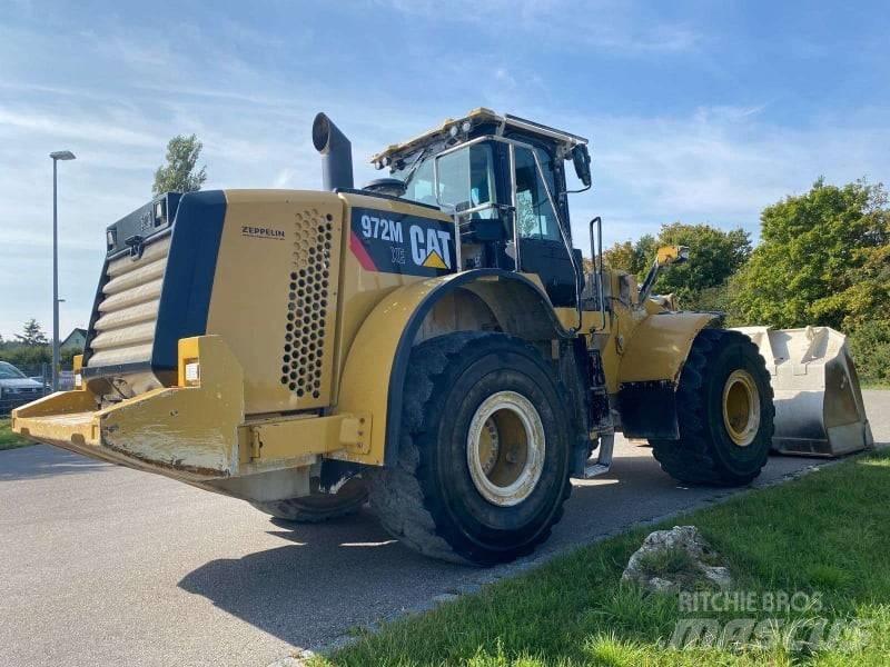 CAT 972M XE Gumikerekes homlokrakodók