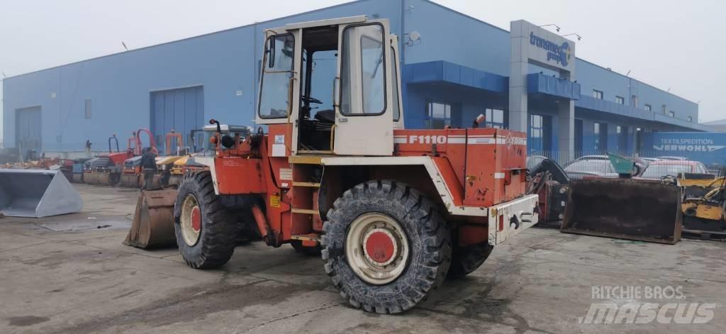 O&K F 1110 Gumikerekes homlokrakodók