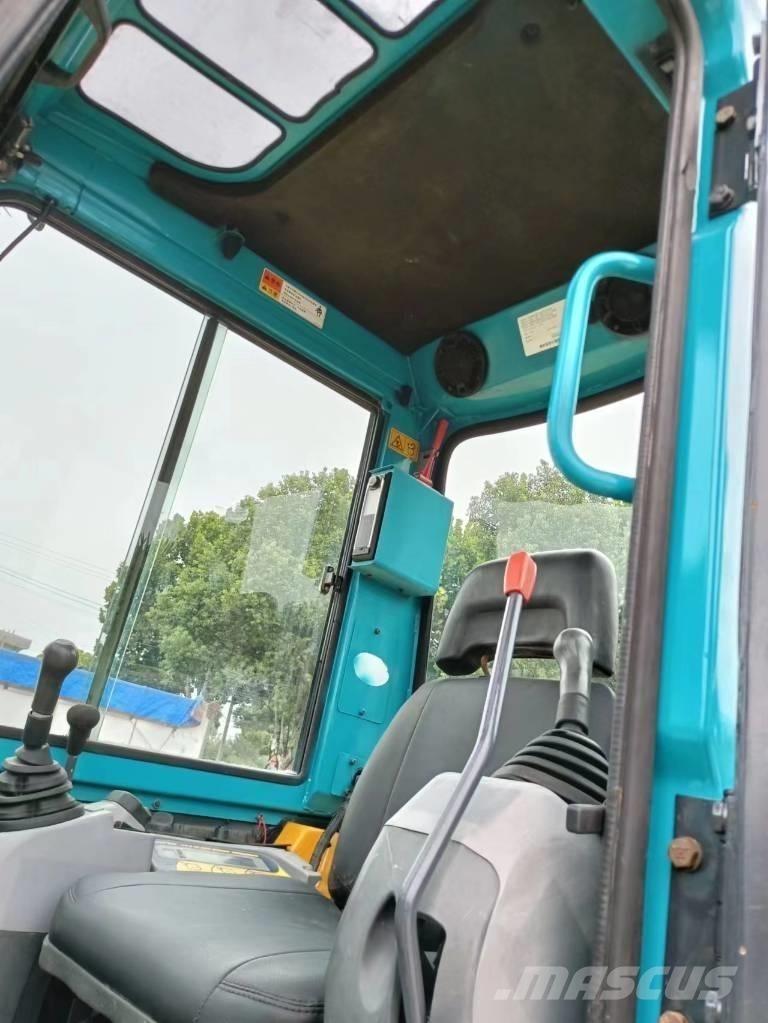 Kubota 155 Lánctalpas kotrók