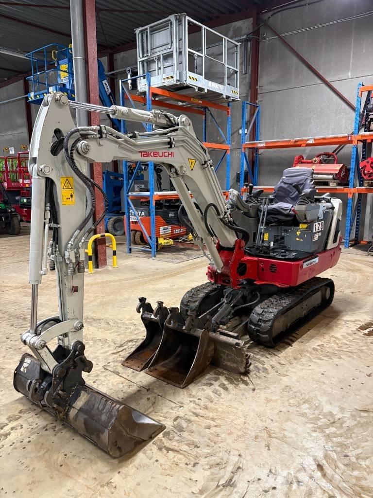 Takeuchi TB 225 Mini kotrók < 7t