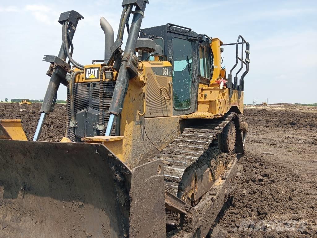 CAT D 6 T XL lánctalpas dózerek