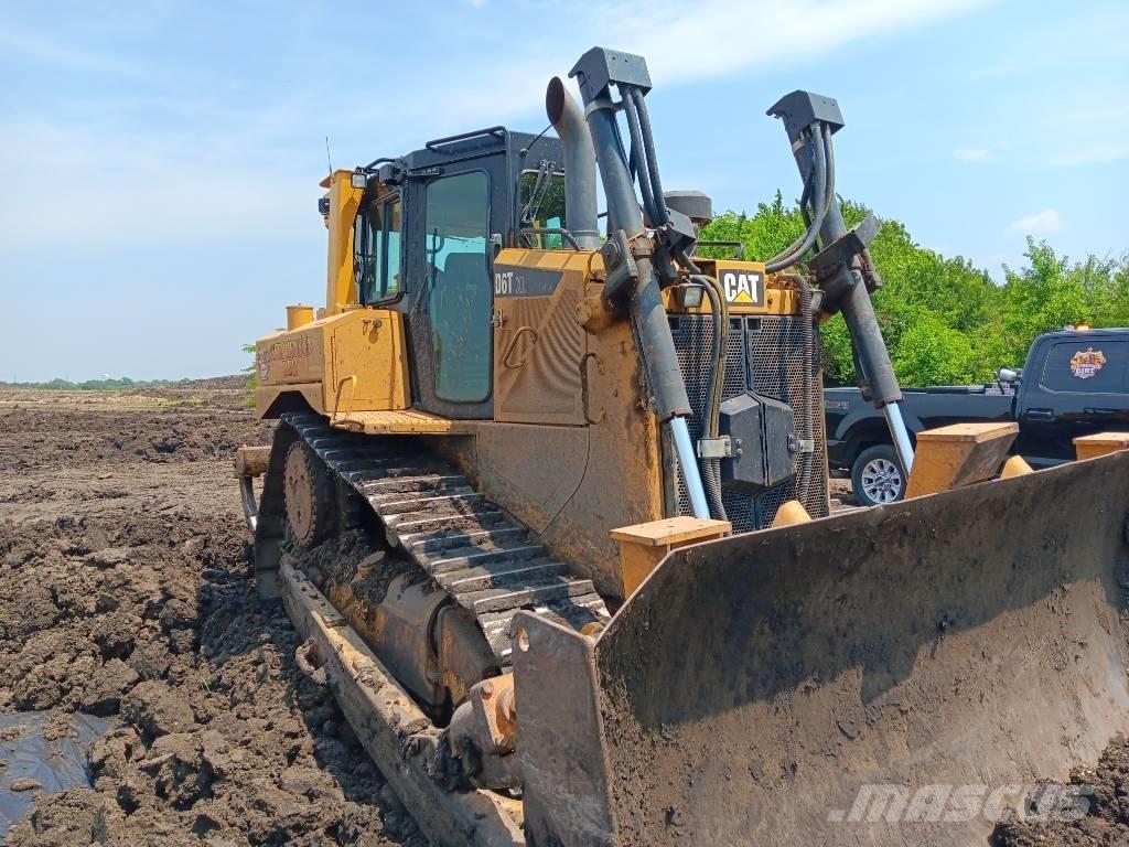 CAT D 6 T XL lánctalpas dózerek