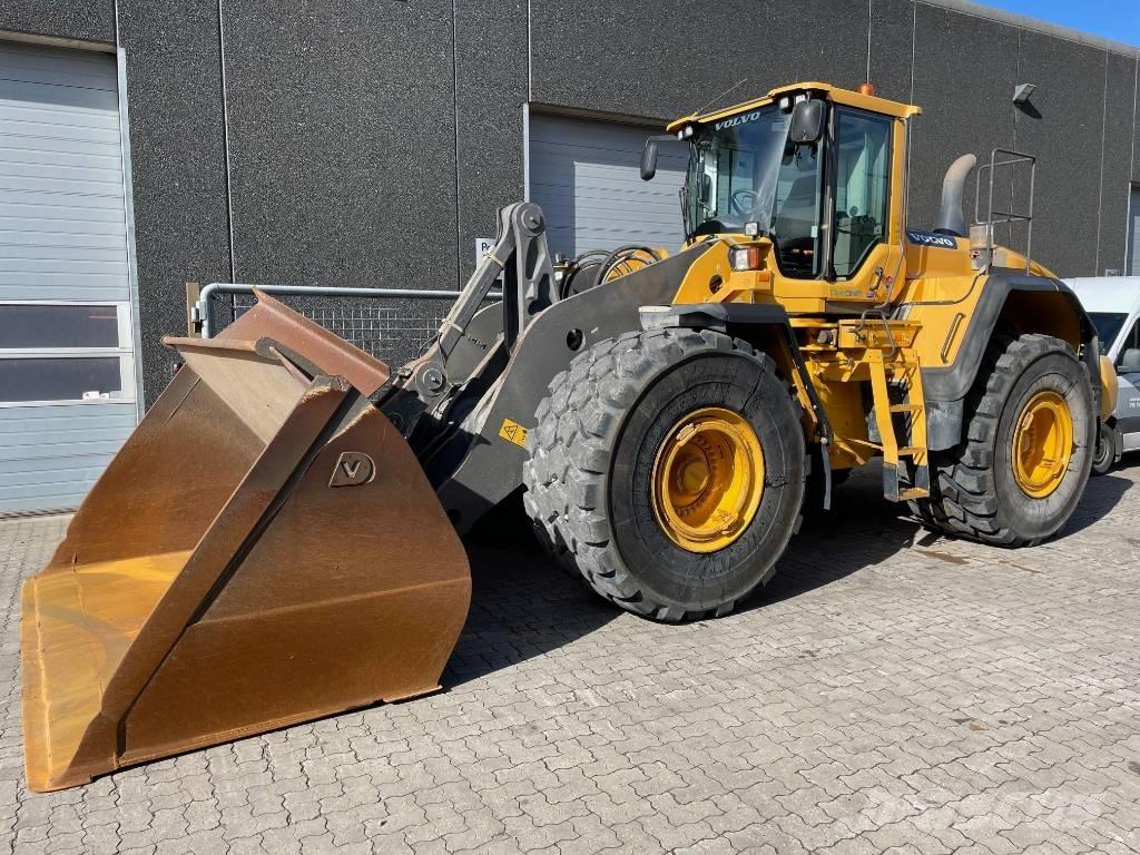 Volvo L220G Gumikerekes homlokrakodók